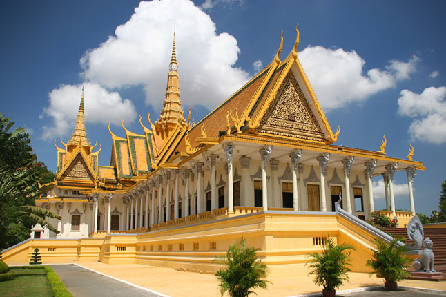 Mixing Charm and Adventure in a Tour of Cambodia