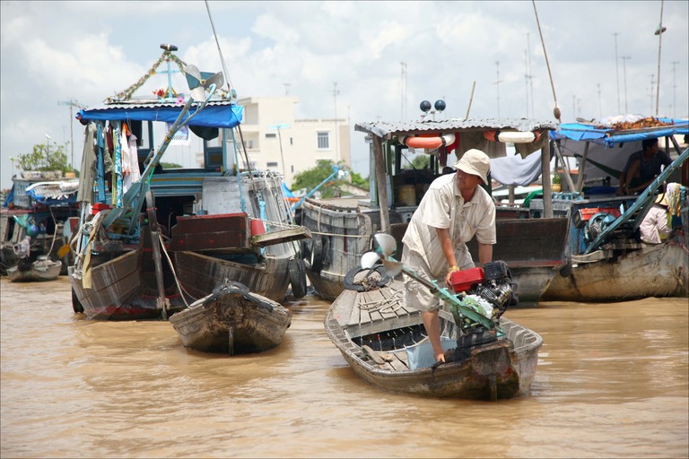 Cambodia Vietnam Cruise Tour 8 days / 7 nights