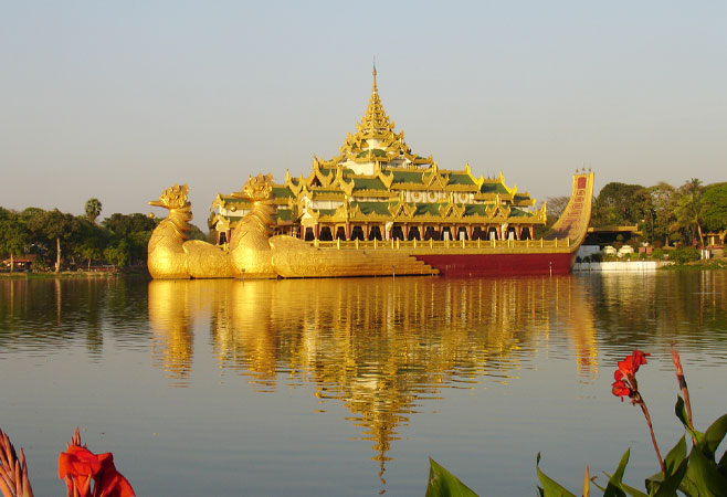 Myanmar Grand Tour – 18 Days