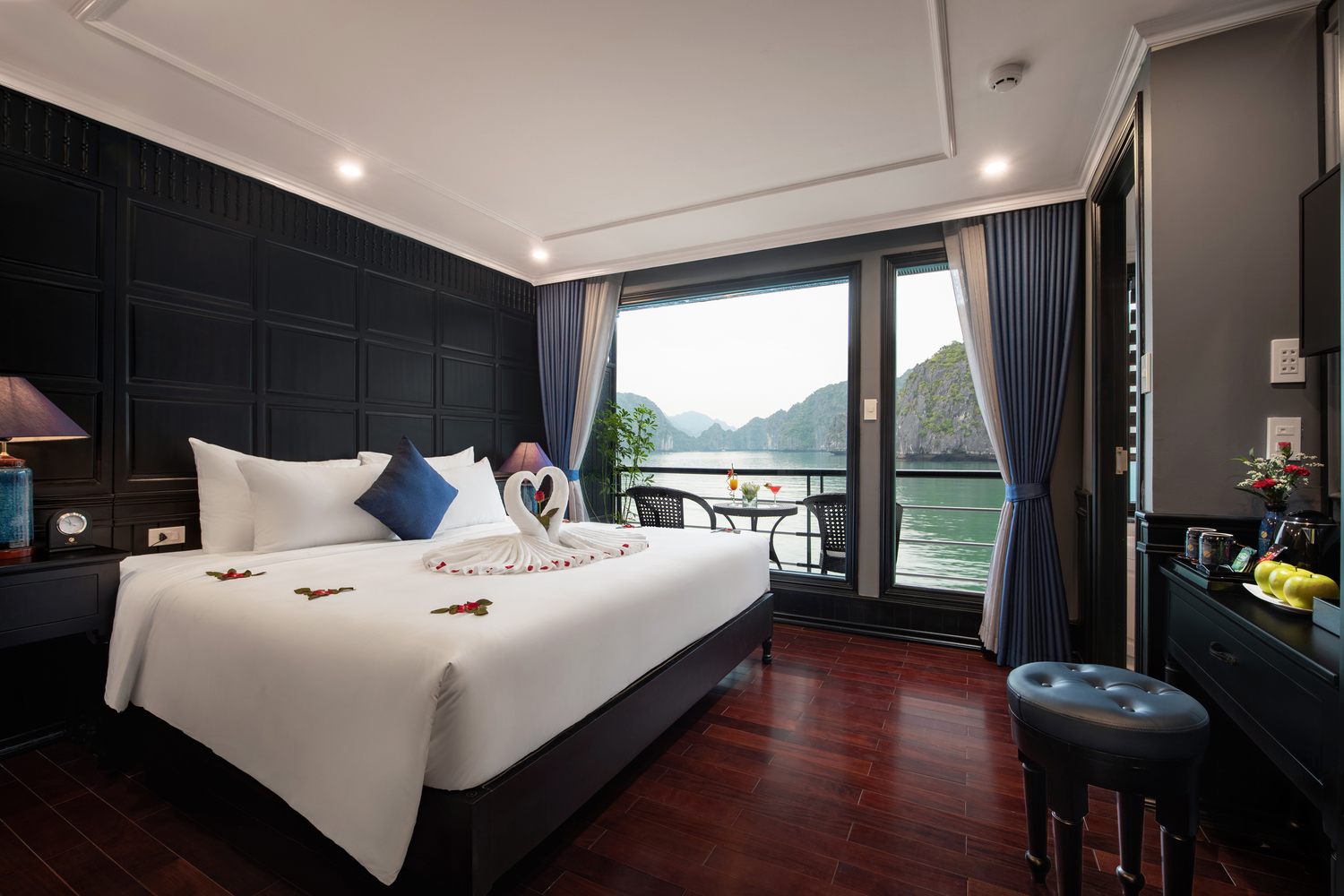 Halong Bay 2D1N on Rosy Cruise Lan Ha Bay 