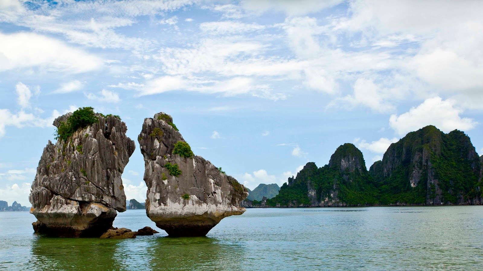 Best of Vietnam & Laos 13 Day Tour 