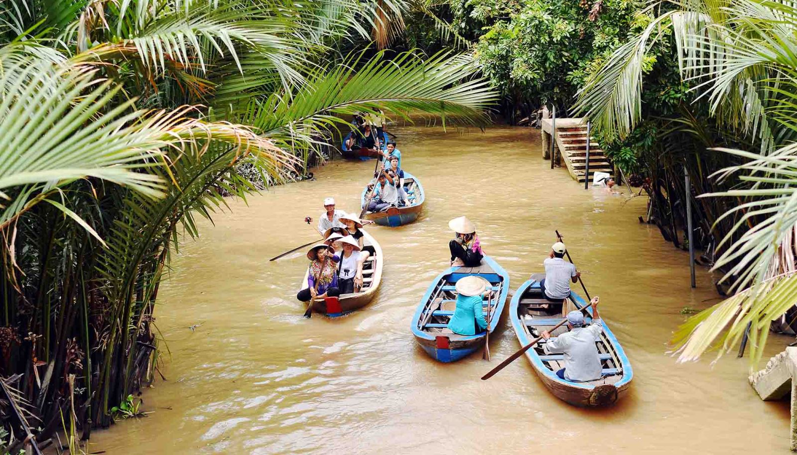 Discover south of VietNam in 4 days 