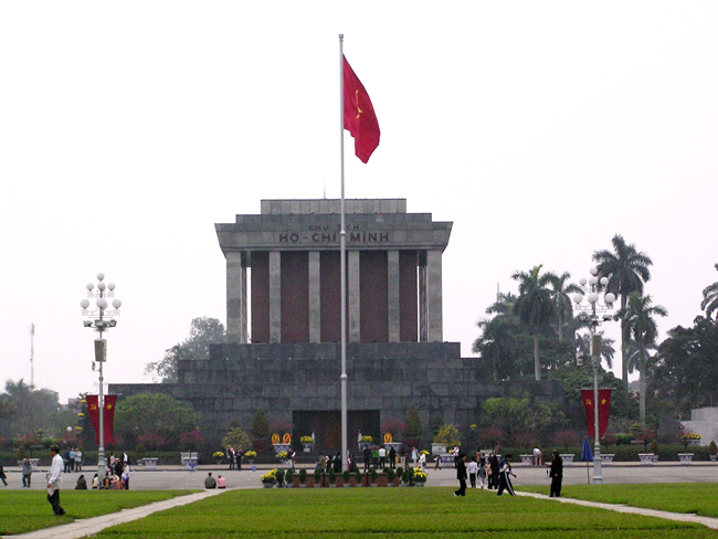 Top adventure Hanoi - Halong bay tours 4 days