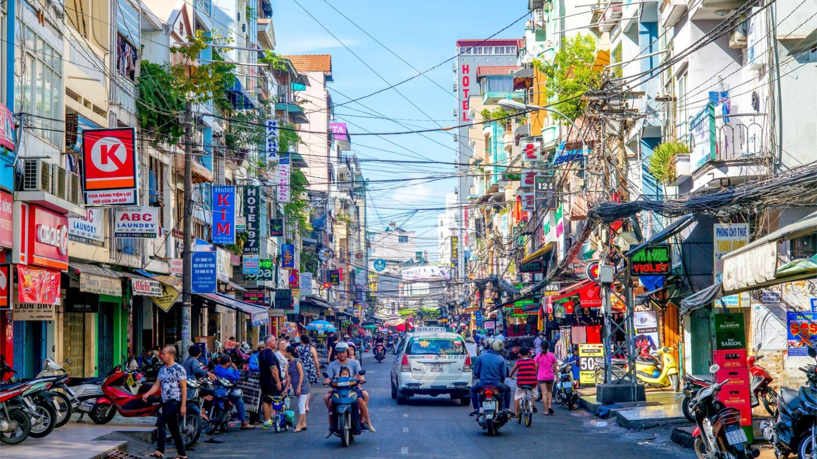 Ben Thanh market