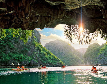 halong bay cruise tour kayaking 2