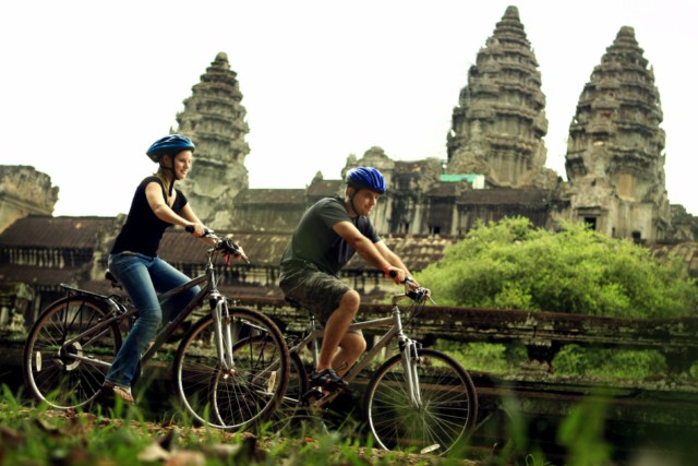 Exotic Vietnam & Cambodia 11 Day – Package Tour in South East Asia 