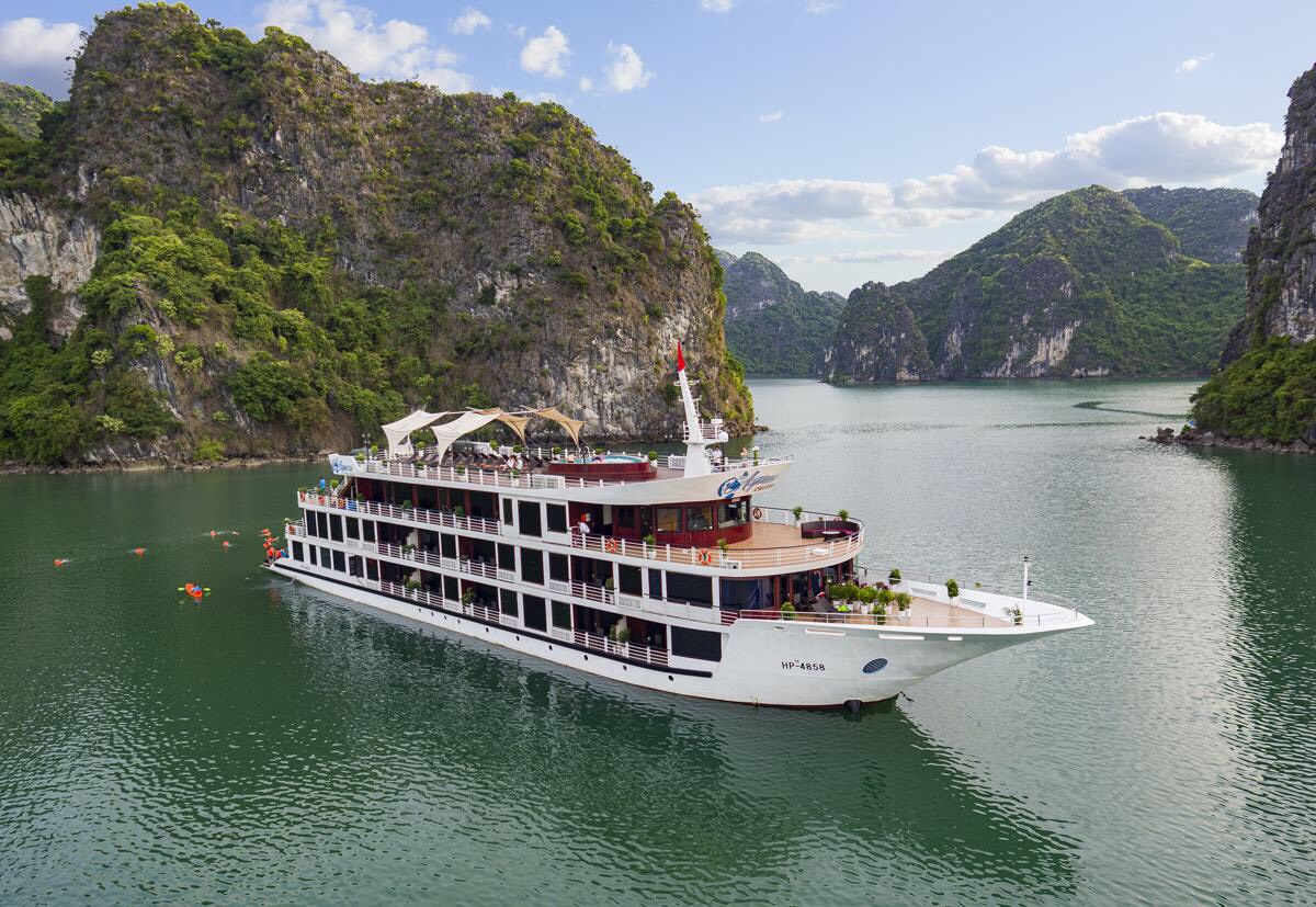 Aspira Cruise Halong Bay -Lan Ha Bay 2 Days 1 Night
