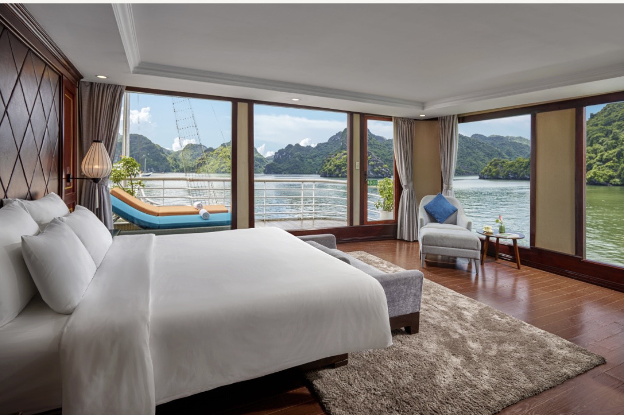 Vendure Lotus Class Halong Bay Cruise ⭐⭐⭐⭐ 7