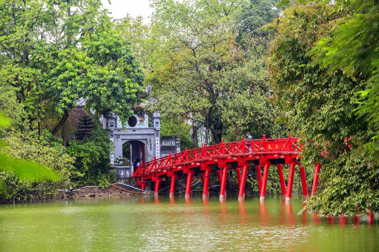 AMAZING HANOI TO HO CHI MINH 7 DAYS 