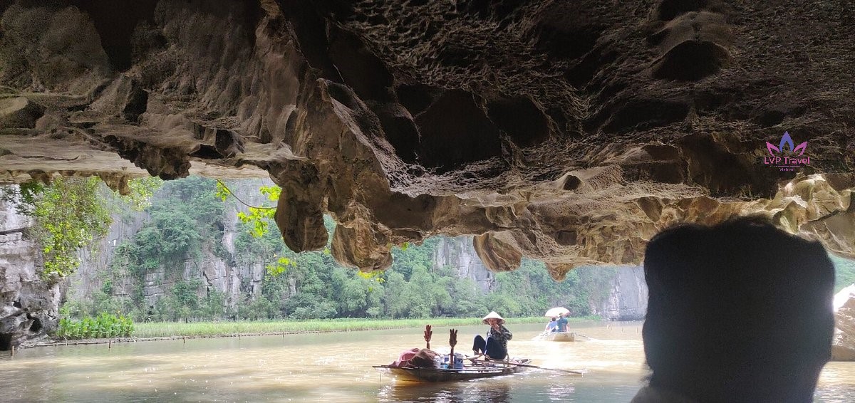 Halong Bay surprising Cave