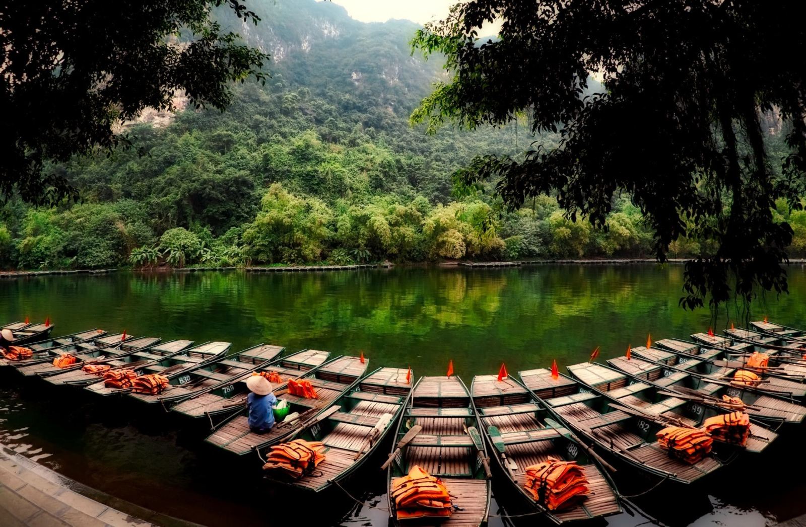 Vietnam beauty in 7 Day package  - Tam Coc Habour